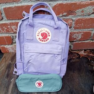 🟣 Fjallraven backpack and 🩵 Fjallraven pencil case